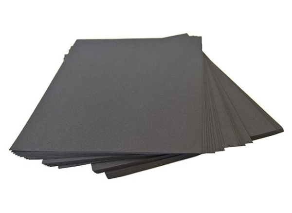 PIIRUSTUSPAPERI A4 120G MUSTA /100 ARKKIA