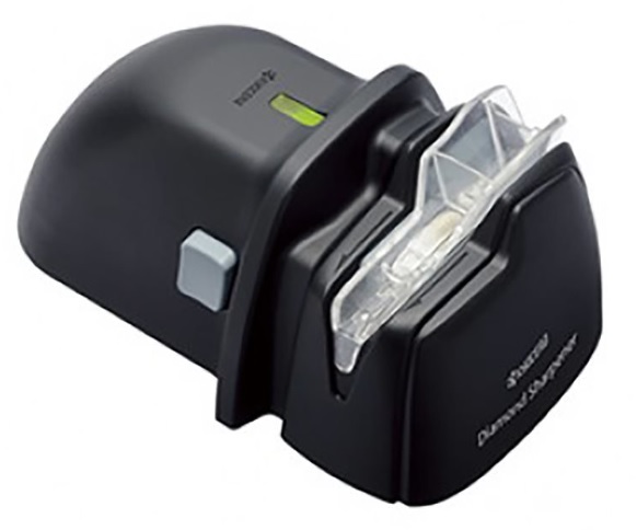 KYOCERA VEITSENTEROITIN SÄHKÖINEN MUSTA DS-38